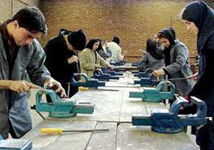 افتتاح چهاردهمین آموزشگاه فنی و حرفه ایی درفیروزآباد