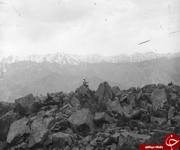 کودکی کیمیا در آغوش مادر/