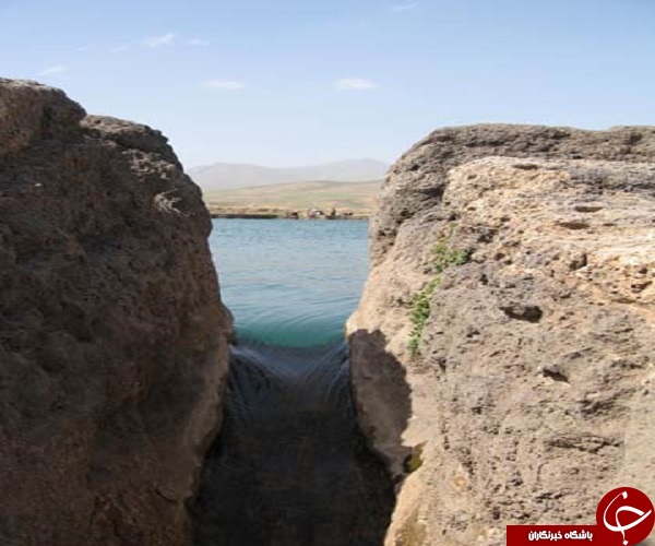 12 تصویر دیدنی از تخت سلیمان