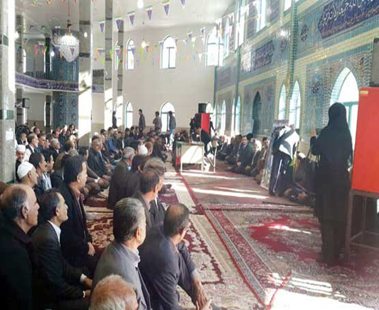 بخشش قاتل پسر دانشجو در مراسم خون صلح + عکس