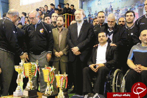 رئیس مجلس به جمع خانواده بسکتبال با ویلچر پیوست