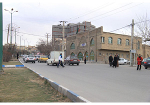 نظربیگ؛ محله ای معروف در خیابانی از جنس خاکی در همدان
