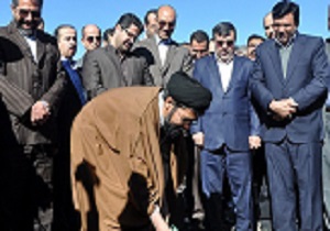 کلنگ پروژه چهار خطه سازی محور آوج به رزن به زمین زده شد