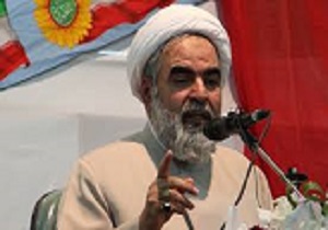 یکی از عوامل پیروزی انقلاب اسلامی مسئله رهبری امام خمینی(ره) بود