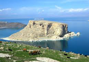 رویکرد زیست محیطی رویکردی در شناسایی پیامدهای زیست محیطی دریاچه ارومیه