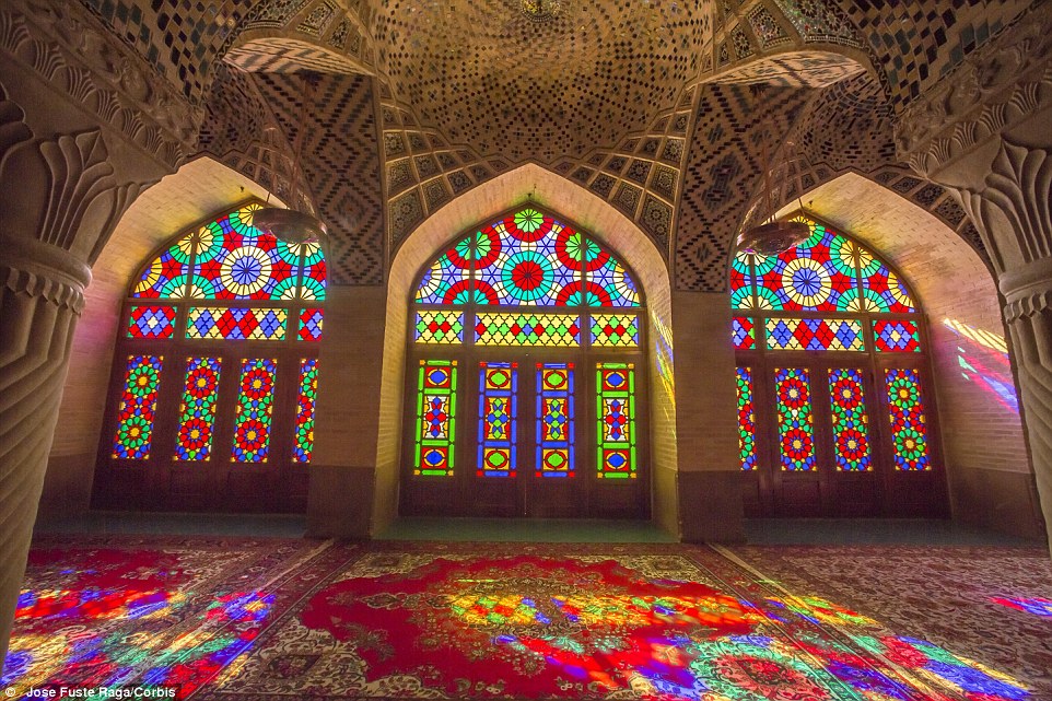دیلی میل: عکس&zwnj;هایی نفس&zwnj;گیر از گنجینه&zwnj;های باشکوه پنهان و زیبای ایران + تصاویر