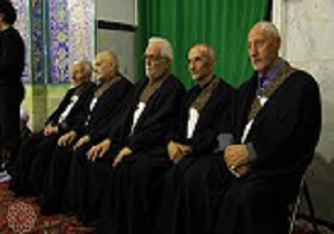 تجلیل از پیرغلامان و مداحان حضرت سیدالشهدا (ع)