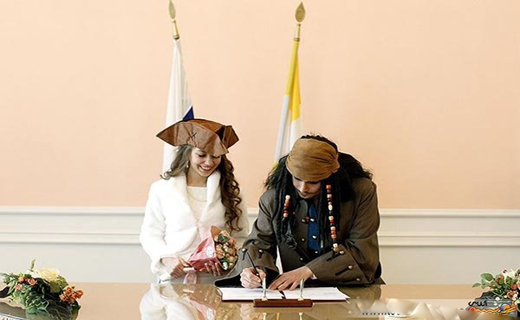 ازدواج دزدان دریایی در روسیه! +عکس