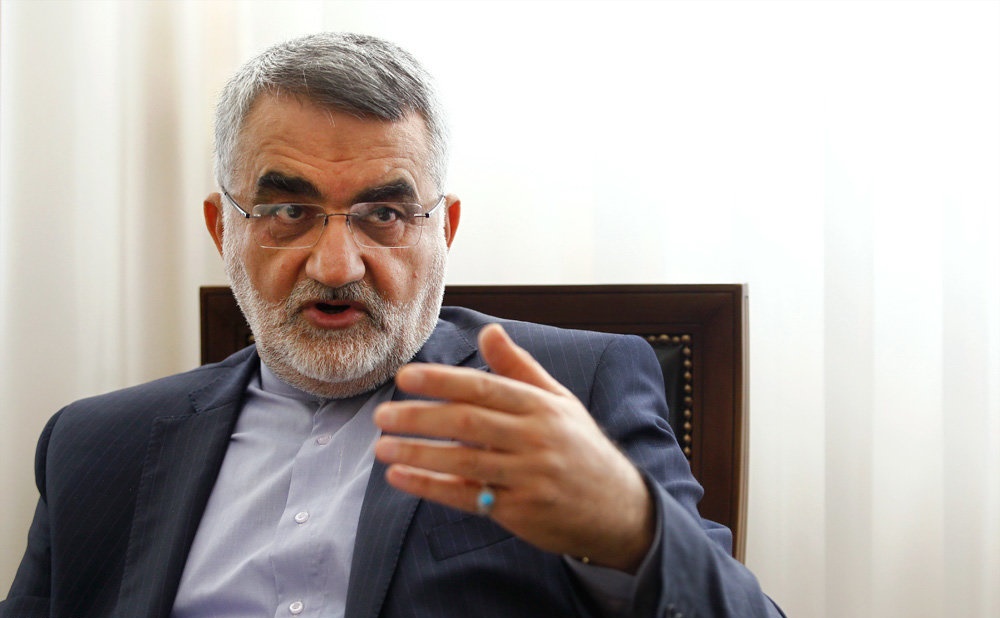 وزارت‌خارجه قانون محدودسازی سفر به ایران را با عمل متقابل پاسخ دهد