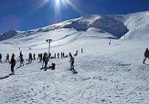 پیست اسکی زرشک استاندارد نیست