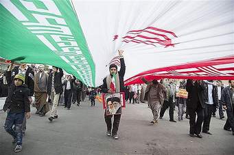راهپیمایی یوم&zwnj;الله ۲۲ بهمن در همدان آغاز شد