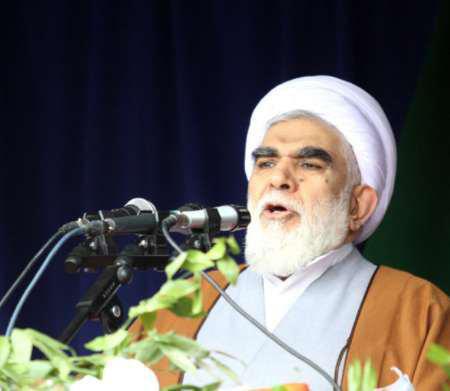 ملت ایران در ادامه راه امام و شهدا تزلزلی به خود راه نمی دهد