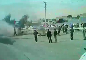 تماشاگرانی که موجب ترافیک شده اند+ فیلم