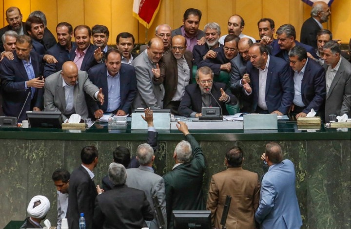 رهروان با کدام کاروان؟ / سرنوشت یاران لاریجانی چه می شود؟