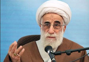 آیت‌الله جنتی: انعطاف ناپذیری در عمل به قانون را از امام(ره) آموختم