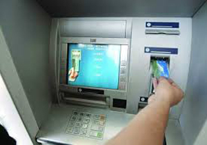 حاتم بخشی عابر بانک کار دست بانکی ها داد