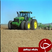 واگذاری تراکتوربه کشاورزان دشت آزادگانی