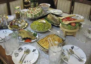 کودکان کار به ضیافت شام می روند