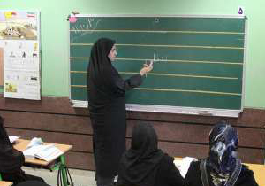 باسوادی بیش از یک‌هزار زن و دختر عشایری تا پایان سالجاری