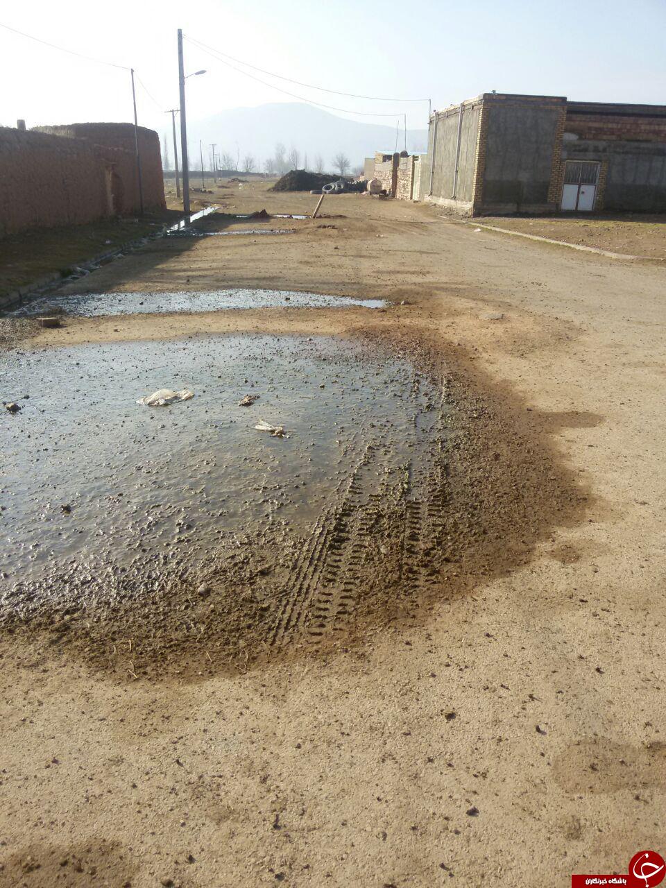 هدر رفتن آب شرب در روستای سیه باز + تصاویر