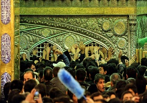 اقتصاددان آلمانی در حرم مطهر رضوی به دین اسلام مشرف شد