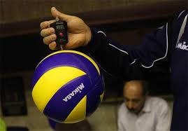 جدال والیبالیست های میتن و اراک به دور سوم کشید