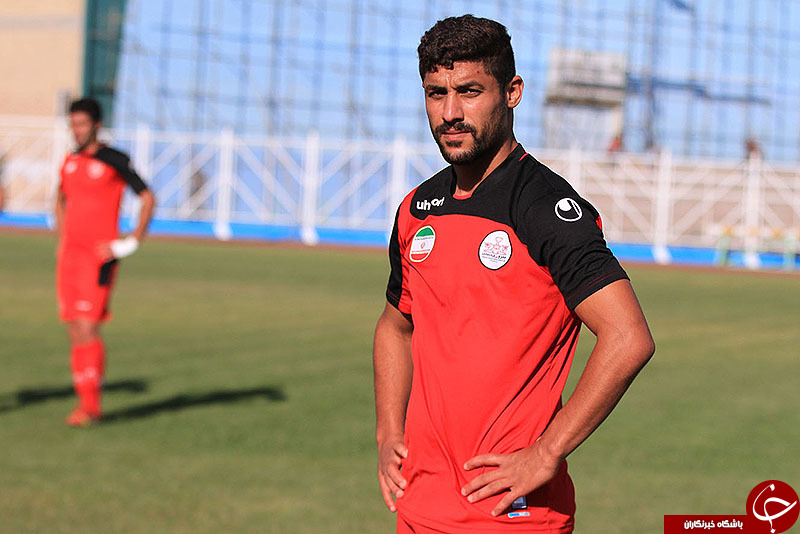 پرسپولیس این فصل قهرمان است/از هواداران عذرخواهی می کنم