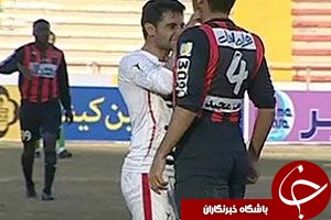 فیلم درگیری بازیکنان در بازی سیاه جامگان و پدیده