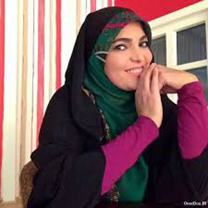 سواد، اخلاق و تعهد مهمترین ویژگی‌ مجری خوب/ هیچ وقت در اجرا اضطراب نداشتم