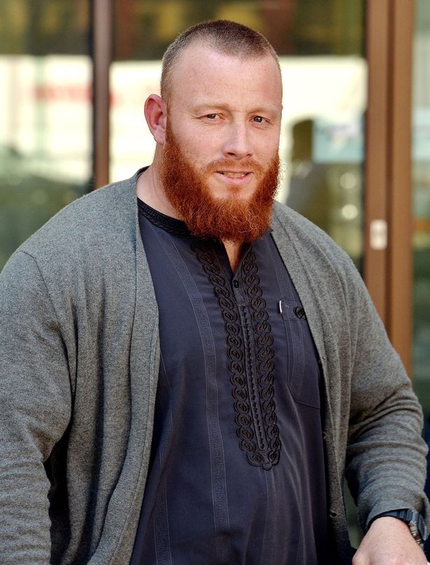 کودک انگلیسی که داعشی شد + تصاویر