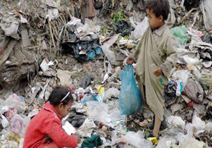 مادر یمنی و سه فرزندش بر اثر گرسنگی جان باختند