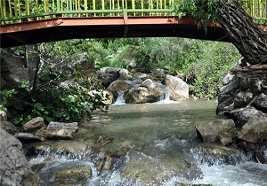 پاکسازی منطقه گردشگری سراب قنبرکرمانشاه