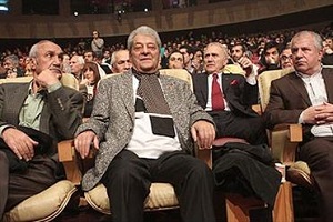 از مراسم تشییع پیکر مرحوم همایون بهزادی تا روانی ترین بازیکنان فوتبال+فیلم
