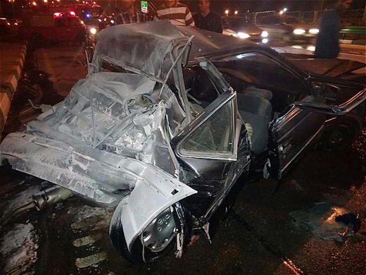 برخورد یک دستگاه اتوبوس با دو دستگاه خودروی سواری در جاده دماوند