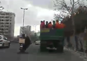 سرویس حمل و نقل کارگران + فیلم