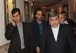 بازدید وزیر ارشاد از نمایشگاه اجلاس سراسری نماز