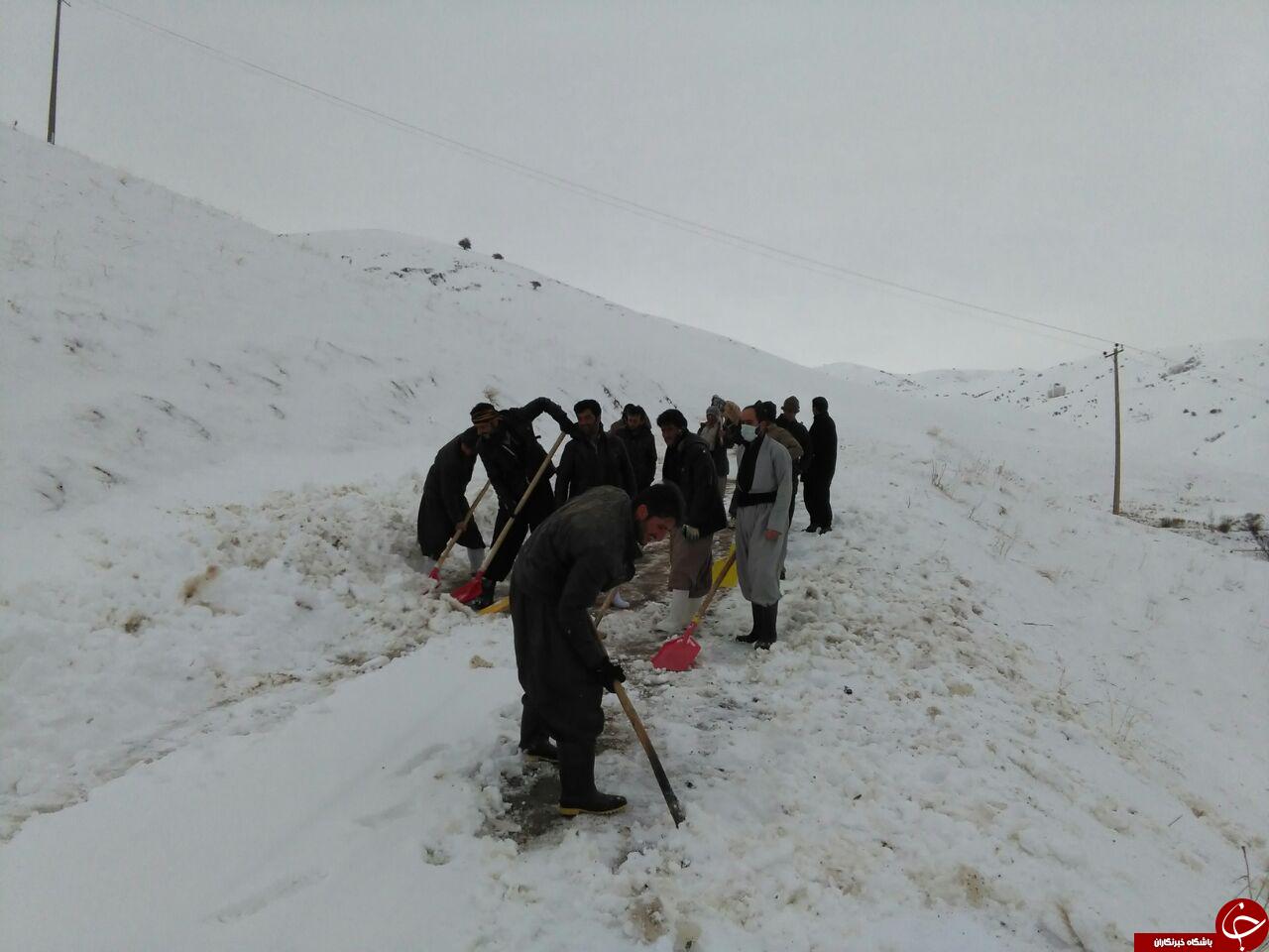 برف روبی جاده روستایی + عکس