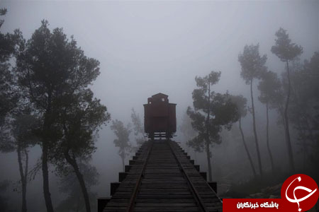 گشتی در تصاویر خبری چهارشنبه هفتم بهمن/ از سخنرانی انتخاباتی در آمریکا تا مراسم خاکسپاری 6 کوهنورد در فرانسه