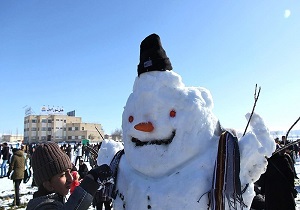برگزاری جشنواره آدم برفی در اردبیل