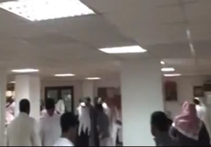لحظه تیراندازی و انفجار در مسجد امام رضا (ع) + فیلم