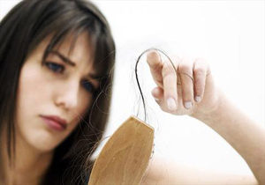 با ریزش مو بعد از زایمان چه کنیم؟