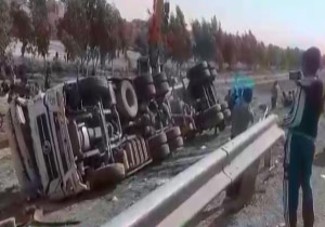 کمربندی که کامیون می بلعد! + فیلم