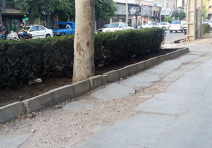 ورود گردشگران و معابر نامناسب شهری