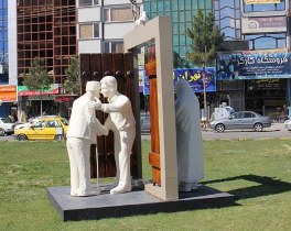 نصب ۳۰ المان برای استقبال از بهار