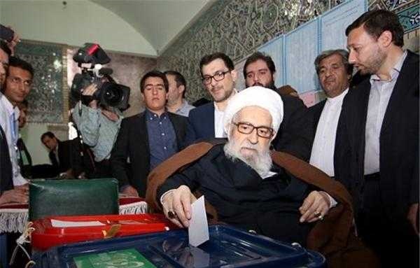 مروری کوتاه بر زندگی آیت الله واعظ طبسی