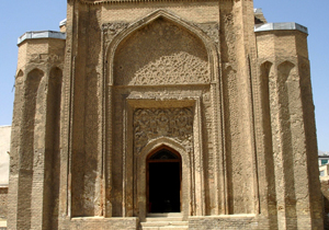 گنبد علویان همدان