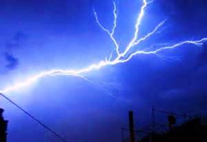 رگبار و رعد و برق از اواخر وقت فردا
