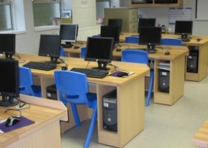 صدور اخطار برای کافی‌نت‌های فاقد مجوز در آذربایجان غربی