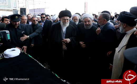 رهبر معظم انقلاب بر پیکر عالم مجاهد آیت الله واعظ طبسی اقامه نماز کردند+ تصاویر و فیلم رهبر معظم انقلاب بر پیکر عالم مجاهد آیت الله واعظ طبسی اقامه نماز کردند+ تصاویر و فیلم