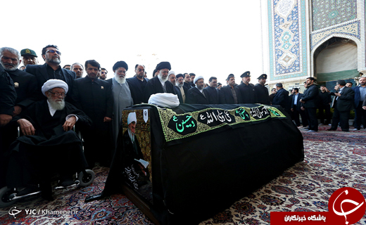 رهبر معظم انقلاب بر پیکر عالم مجاهد آیت الله واعظ طبسی اقامه نماز کردند+ تصاویر و فیلم رهبر معظم انقلاب بر پیکر عالم مجاهد آیت الله واعظ طبسی اقامه نماز کردند+ تصاویر و فیلم